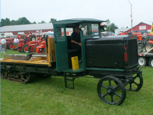 Linn Tractor