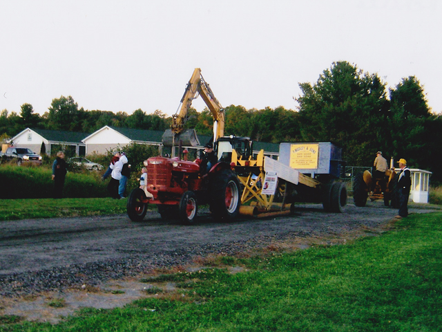 Tractor Pull 1